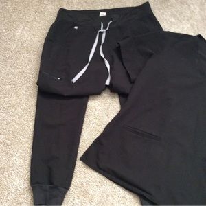 Excellent condition black FIGS scrub set